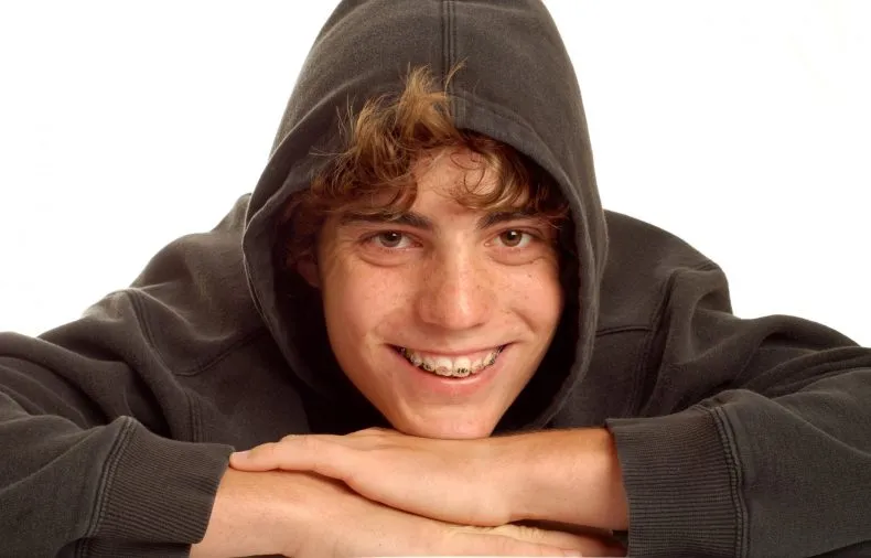 hombre sonriendo